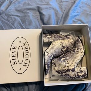 Steve Madden Snakeskin Boots Size 6